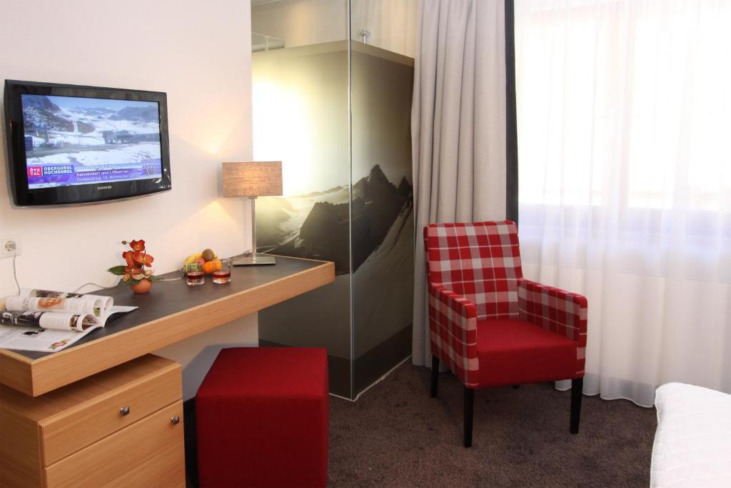 Haus Hohenfels Hotell Obergurgl Rum bild